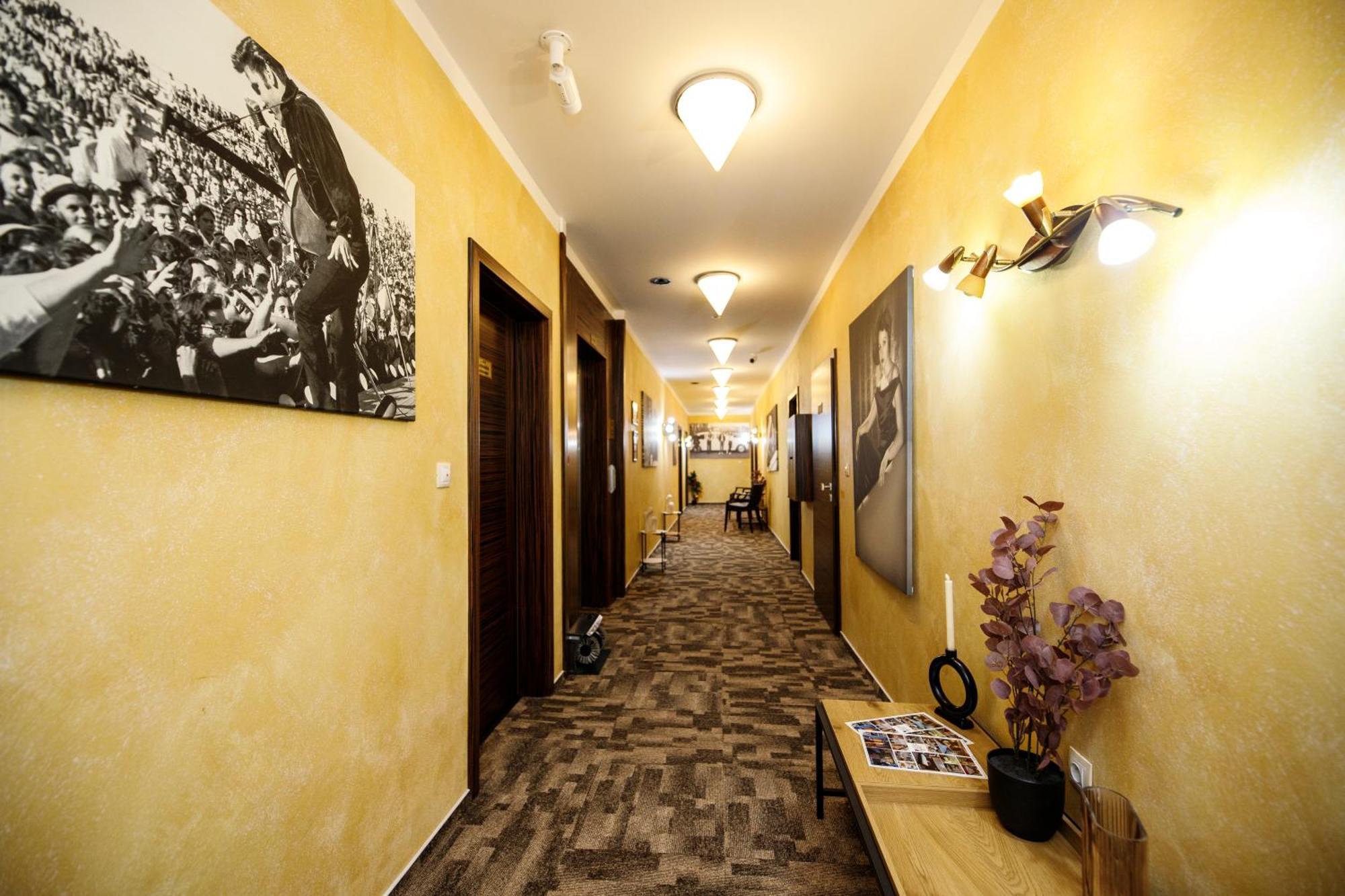 Wellness Hotel Beethoven 霍穆托夫 外观 照片