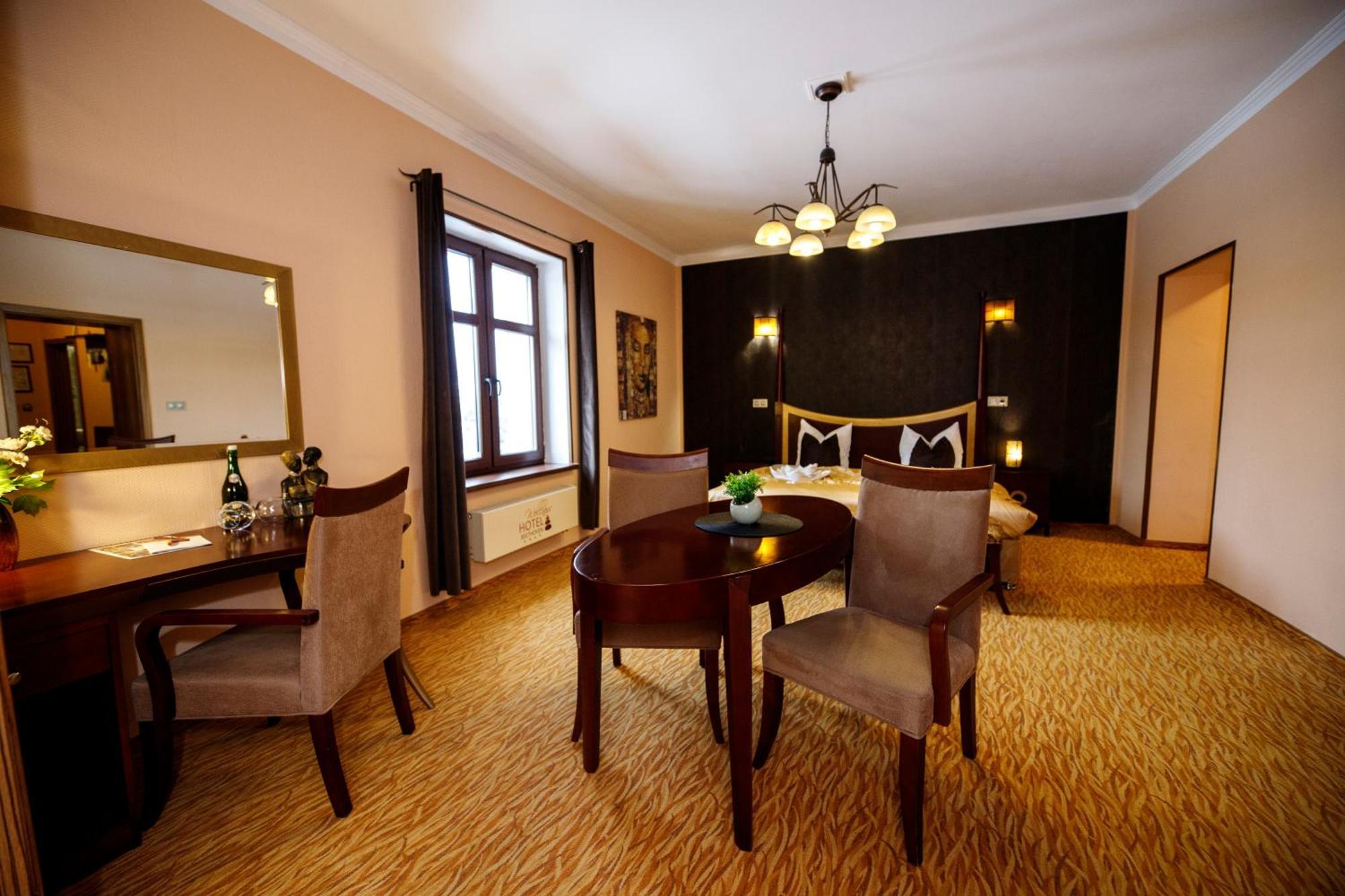 Wellness Hotel Beethoven 霍穆托夫 外观 照片
