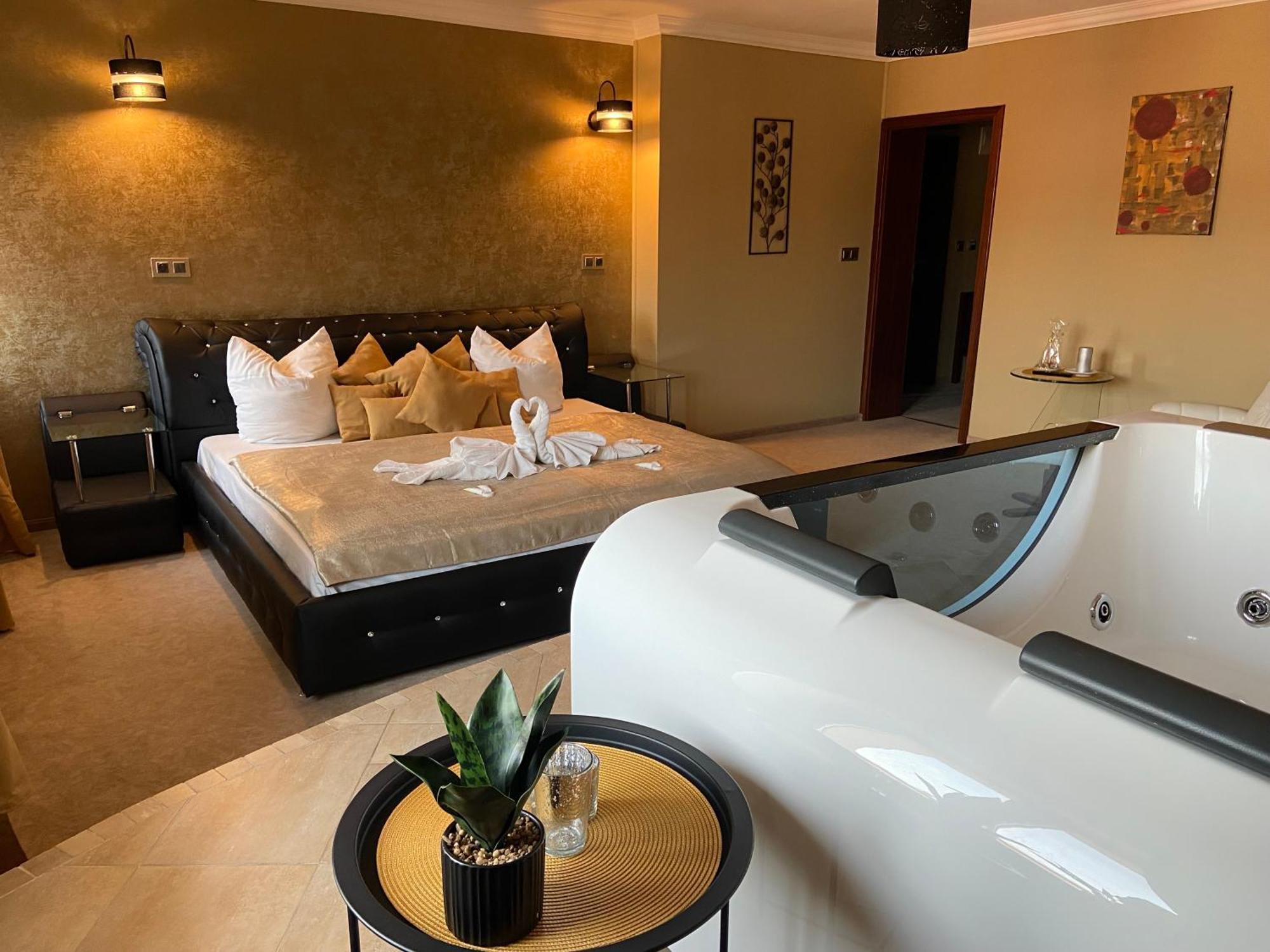 Wellness Hotel Beethoven 霍穆托夫 外观 照片