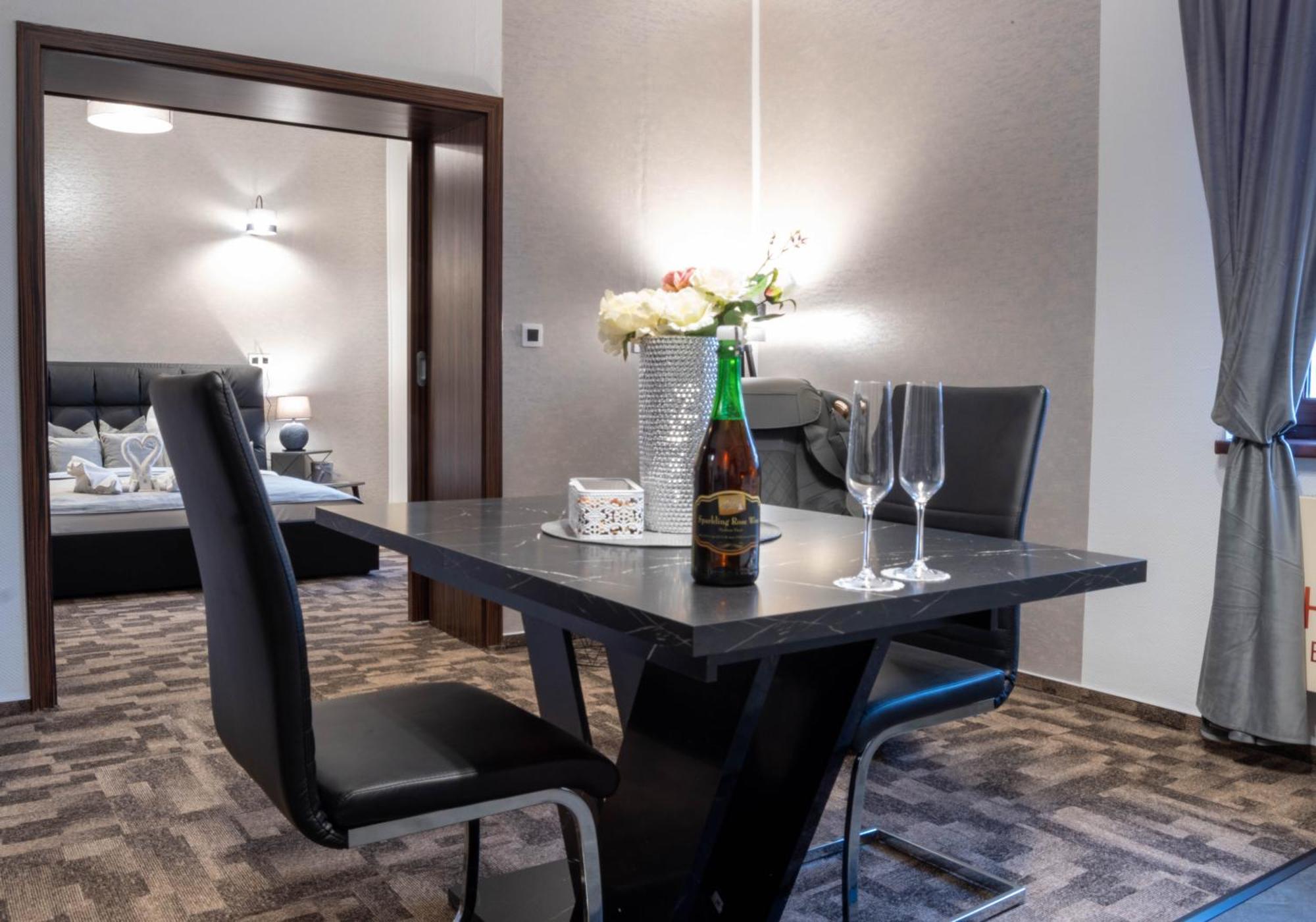 Wellness Hotel Beethoven 霍穆托夫 外观 照片