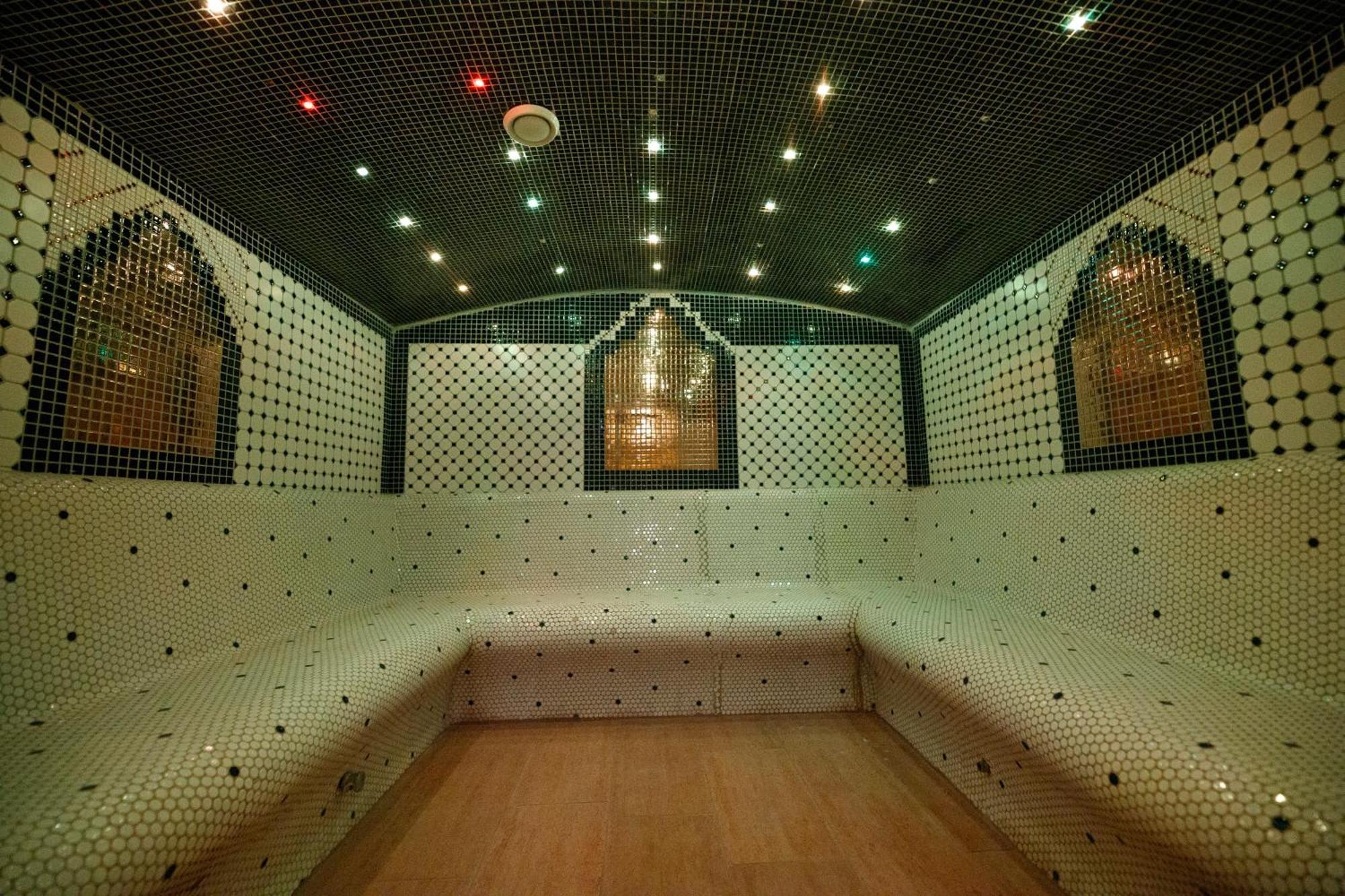Wellness Hotel Beethoven 霍穆托夫 外观 照片